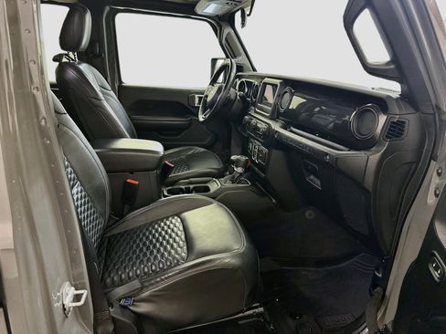 Used 2020 Jeep Wrangler Unlimited Sport AWD/4WD image 32