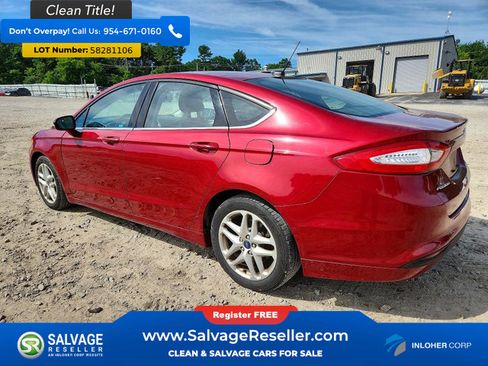 Used 2016 Ford Fusion SE FWD image 3