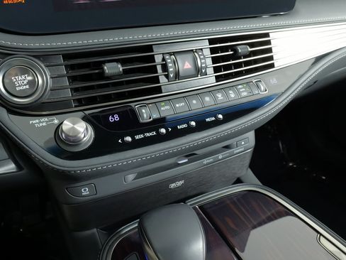 Used 2021 Lexus LS 500 AWD w/ Interior Upgrade Package image 51