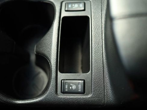 Used 2018 Nissan Rogue Sport SL w/ SL Premium Package image 28