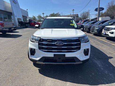 New 2026 Ford Explorer Active w/ Active Comfort Package AWD/4WD image 2
