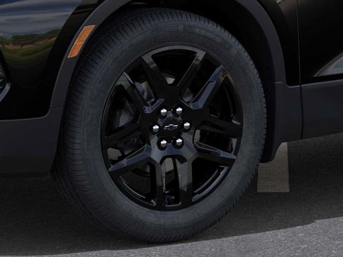 New 2026 Chevrolet Blazer LT w/ Sound & Technology Package AWD/4WD image 9