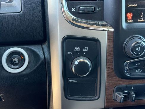 Used 2014 RAM 2500 Laramie image 21