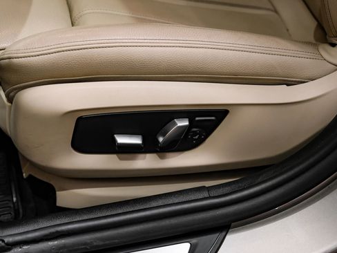 Used 2019 BMW 540i xDrive AWD/4WD image 42