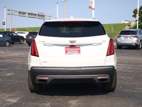 Used 2023 Cadillac XT5 Premium Luxury w/ Technology Package AWD/4WD image 5