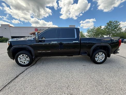 Used 2021 GMC Sierra 3500 Denali w/ Denali Ultimate Package AWD/4WD image 3