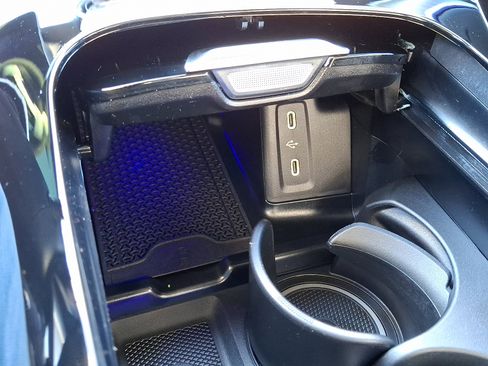 New 2026 Mercedes-Benz GLC 300 4MATIC image 17