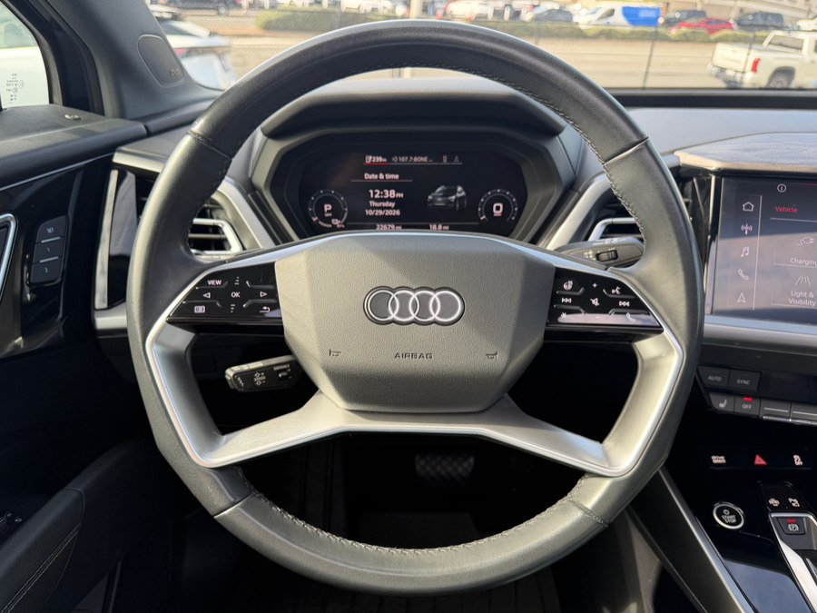 Used 2023 Audi Q4 e-tron Premium Plus AWD/4WD image 9