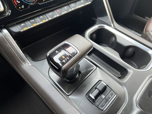 Certified 2023 GMC Sierra 1500 Denali image 26