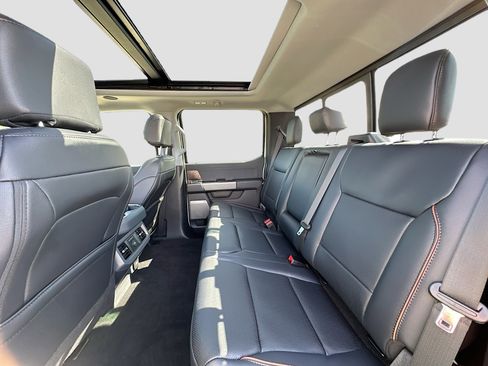 New 2026 Ford F250 Lariat w/ Lariat Ultimate Package image 17