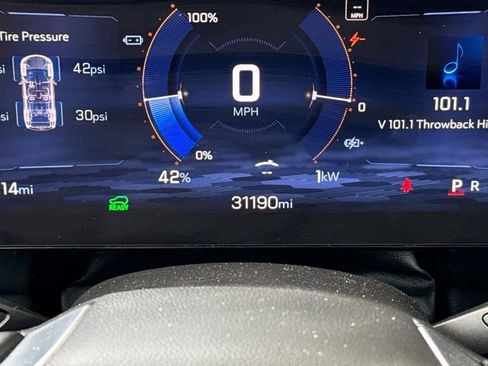 Used 2024 Chevrolet Blazer EV LT AWD/4WD image 38