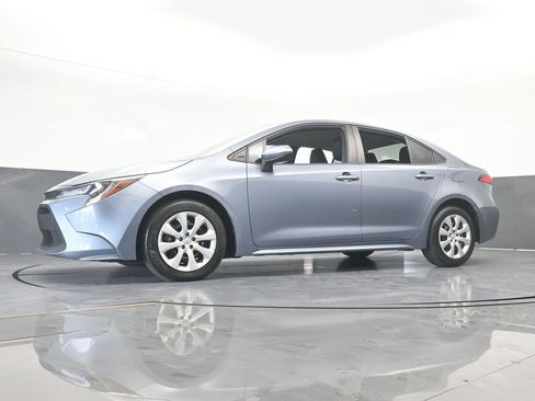 Used 2022 Toyota Corolla LE image 53