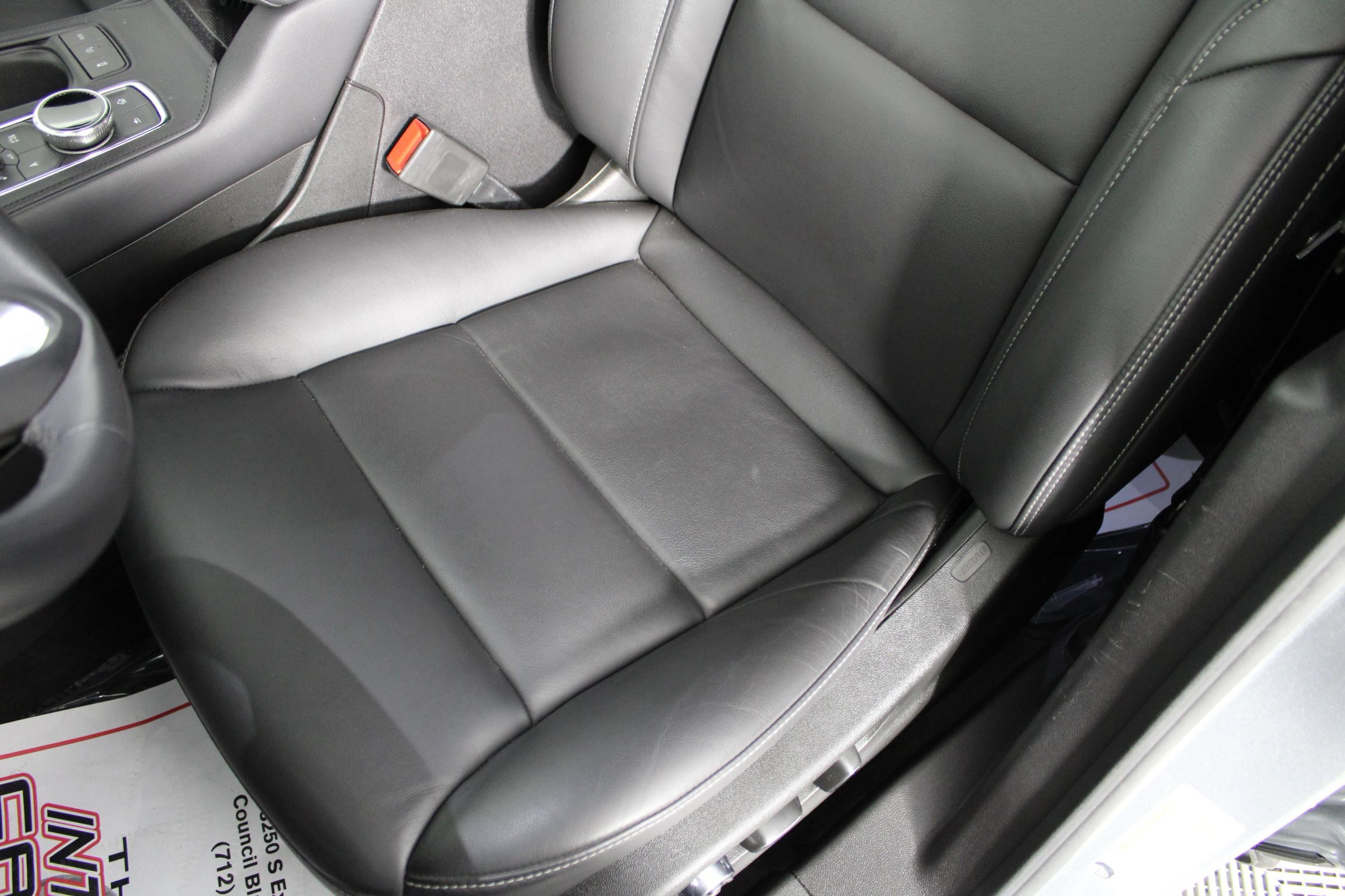 Used 2024 Cadillac XT4 Premium Luxury FWD image 36