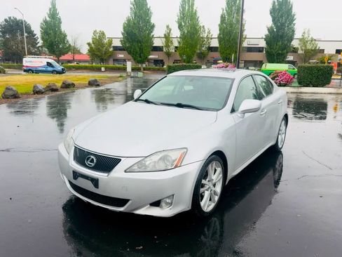 Used 2006 Lexus IS 250 w/ Premium Pkg RWD image 1