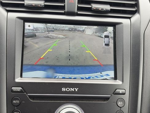 Used 2017 Ford Fusion Titanium image 32