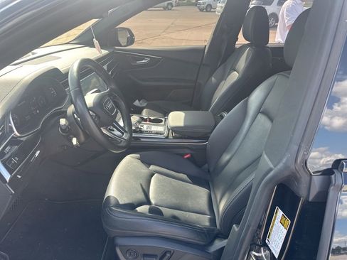 Used 2023 Audi Q8 Prestige AWD/4WD image 6