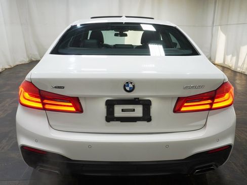 Used 2017 BMW 530i xDrive image 4