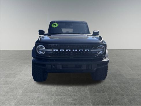 Used 2024 Ford Bronco Wildtrak image 9