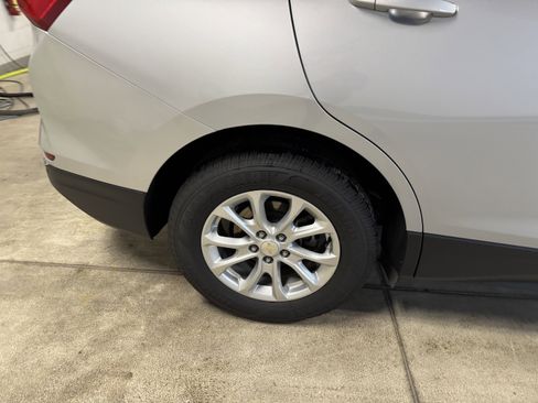 Used 2018 Chevrolet Equinox LT AWD/4WD image 7