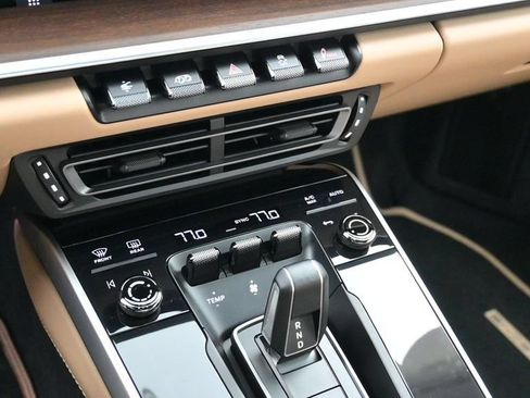 Certified 2021 Porsche 911 Turbo S AWD/4WD image 15