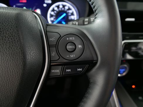 Used 2021 Toyota Venza XLE w/ Softex Package image 28