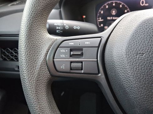 Certified 2023 Honda Accord LX image 20