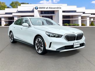 Used 2026 BMW 530i xDrive AWD/4WD video 1