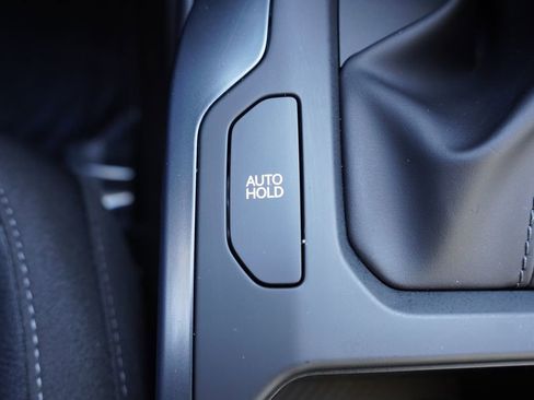 Used 2025 Kia K4 LXS image 25