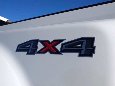 Used 2017 Ford F350 Lariat image 28