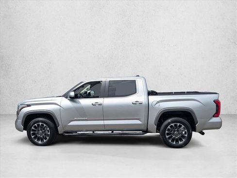 Used 2024 Toyota Tundra Limited AWD/4WD image 9
