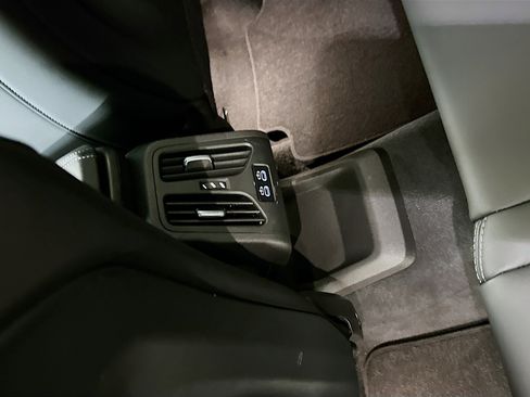 Used 2025 BMW X2 xDrive28i w/ Convenience Package image 28