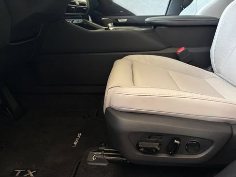 New 2026 Lexus TX 550h AWD Plug-In Hybrid image 12