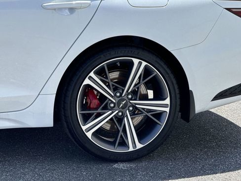 New 2025 Genesis G70 2.5T w/ Sport Prestige Package image 16