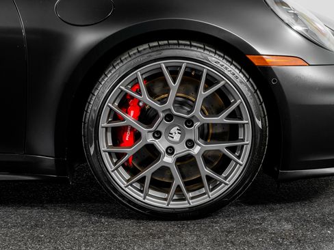 Used 2025 Porsche 911 Carrera S image 12