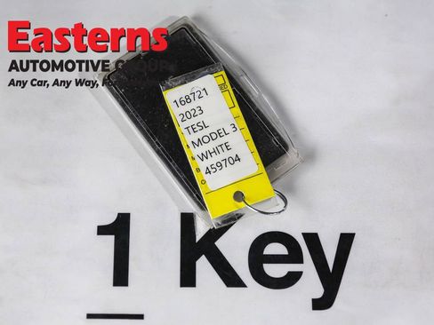 Used 2023 Tesla Model 3 Standard Range image 22