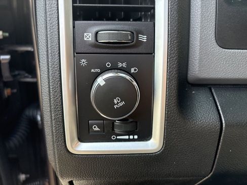 Used 2014 RAM 1500 Lone Star image 12