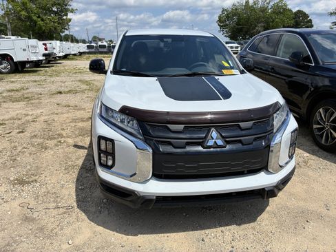 Used 2024 Mitsubishi Outlander Sport AWD image 2