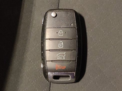 Used 2019 Kia Sorento L FWD image 32