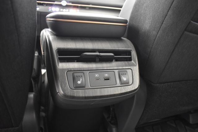 Certified 2024 Nissan Ariya AWD image 35
