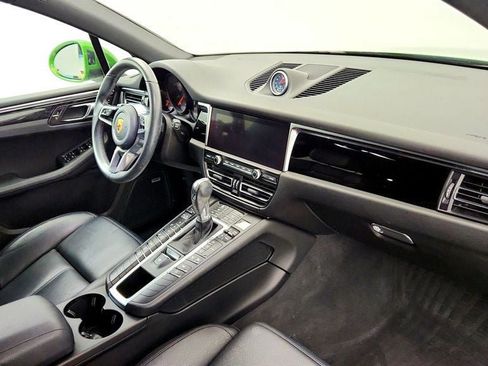 Used 2019 Porsche Macan AWD/4WD image 25