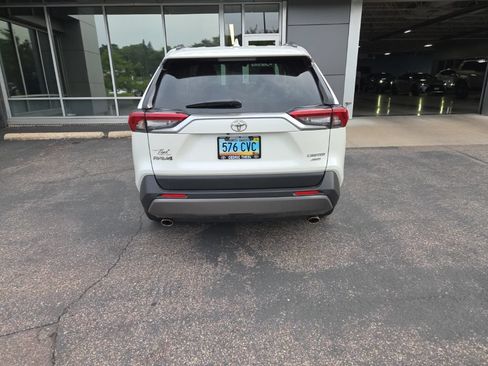 Used 2019 Toyota RAV4 Limited w/ Advanced Technology Package AWD/4WD image 14