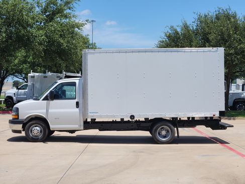 New 2025 Chevrolet Express 3500 w/ Power Convenience Package image 11