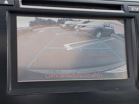 Used 2012 Toyota Camry XLE w/ Leather Pkg FWD image 18