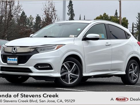 Used 2019 Honda HR-V Touring image 1