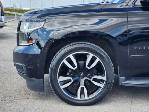 Used 2019 Chevrolet Suburban Premier AWD/4WD image 9