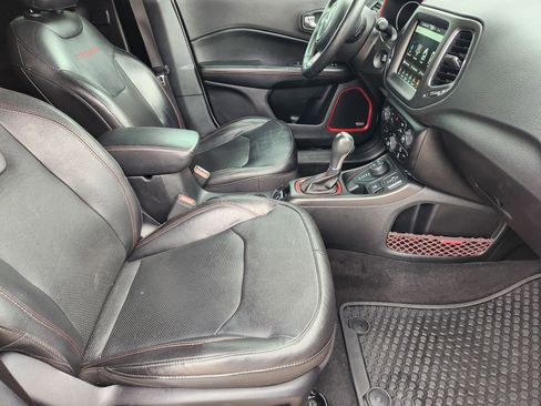 Used 2018 Jeep Compass Trailhawk w/ Leather Interior Group image 14