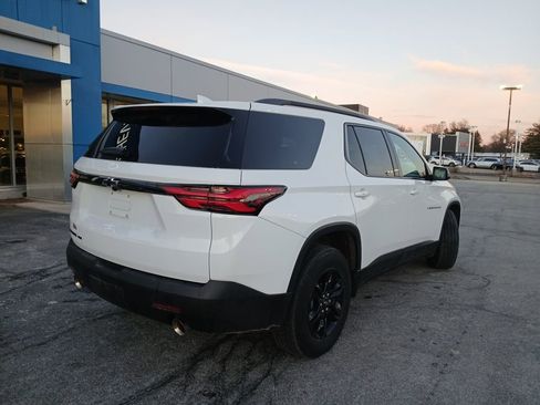 Certified 2022 Chevrolet Traverse LS w/ Midnight/Sport Edition image 9