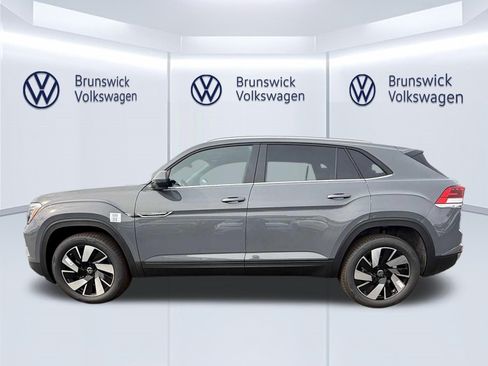 New 2026 Volkswagen Atlas Cross Sport SE AWD/4WD image 3