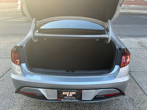 Used 2021 Hyundai Sonata SE FWD image 8