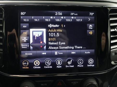 Used 2020 Jeep Grand Cherokee Altitude image 14